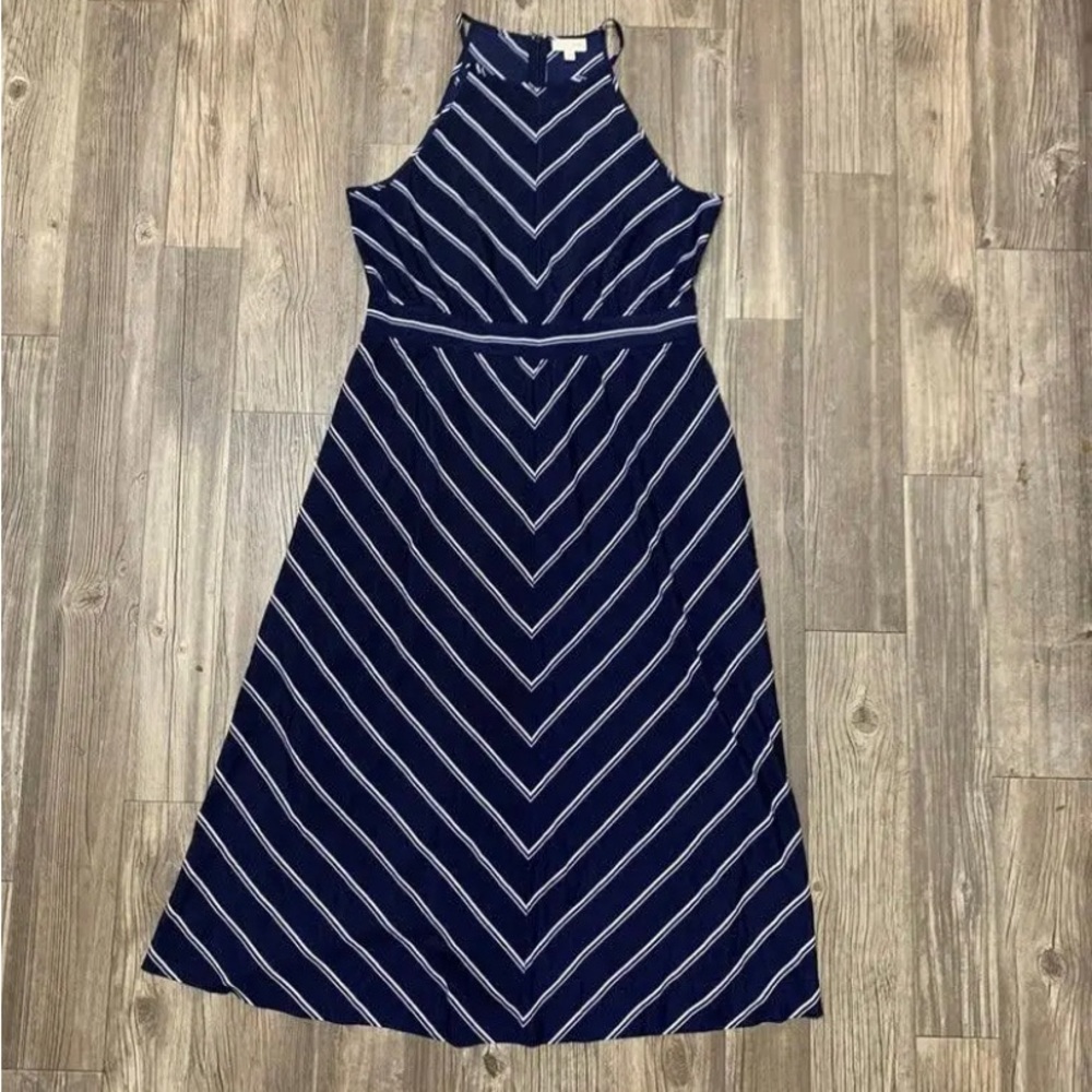 Long navy dress